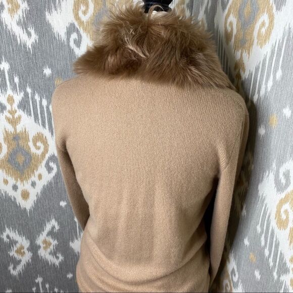 Ralph Lauren Pre Fall Collection Shearling Collar Cashmere Cardigan in Camel - Picture 13 of 16